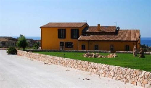 фото отеля La Rosa dei Venti Hotel Portopalo di Capo Passero