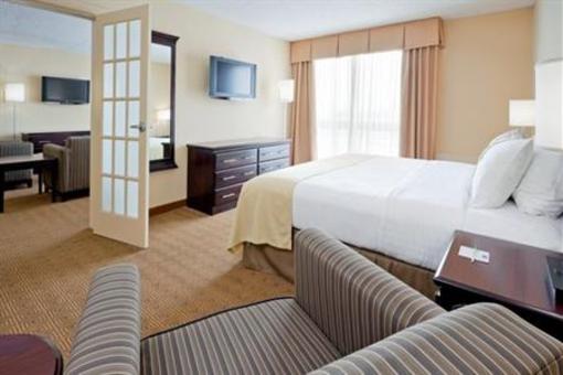 фото отеля Holiday Inn South Plainfield - Piscataway