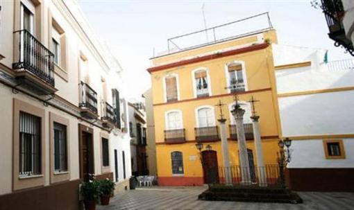 фото отеля Apartamentos Las Cruces Seville (Spain)