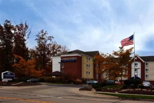 фото отеля Candlewood Suites Cleveland North Olmstead
