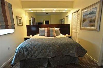 фото отеля Crystal Beach Suites & Health Club