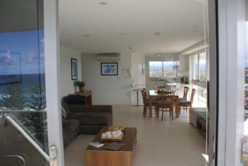 фото отеля Solnamara Beachfront Apartments