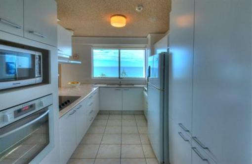 фото отеля Solnamara Beachfront Apartments