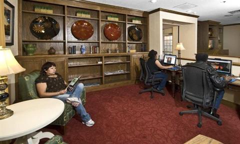 фото отеля Hampton Inn & Suites Raleigh/Cary RBC Center