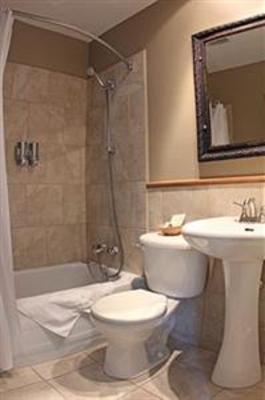 фото отеля Le Grande Allee-Hotel and Suites Quebec City