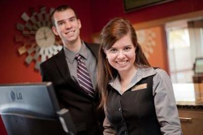фото отеля Hotel & Suites Le Dauphin Quebec