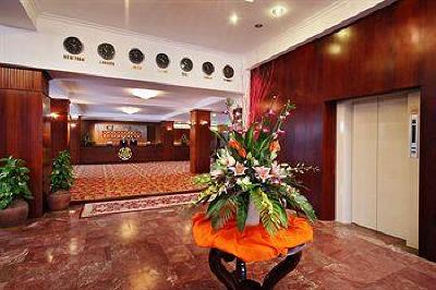 фото отеля Century Riverside Hue Hotel
