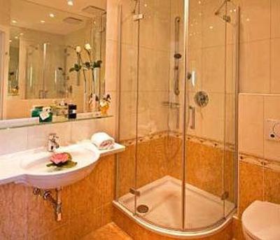 фото отеля Hotel Schloss Fernsteinsee