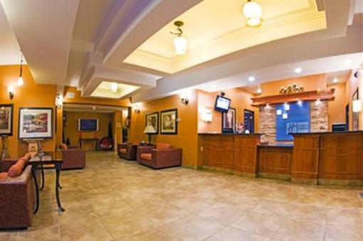 фото отеля Holiday Inn Express Grande Prairie