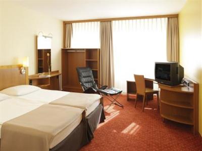 фото отеля NH Erlangen Hotel Nuremberg