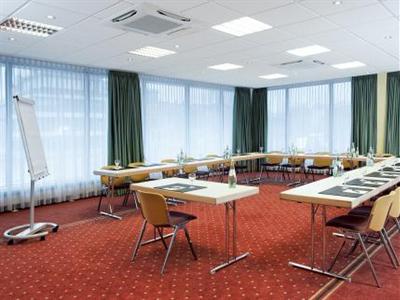 фото отеля NH Erlangen Hotel Nuremberg