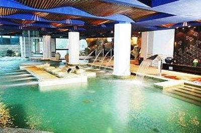 фото отеля Yufu Hot Springs Hotel
