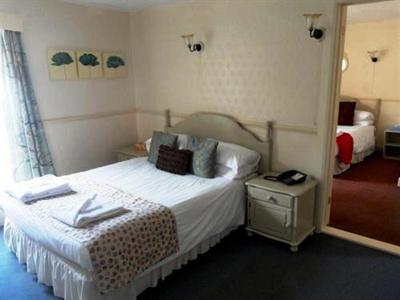фото отеля The Feathers Hotel Norfolk