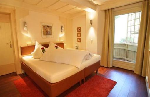 фото отеля Krosbacher Aparthotel Fulpmes