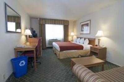 фото отеля BEST WESTERN PLUS Shakopee Inn
