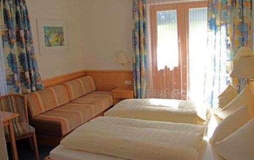 фото отеля Oberlehenhof Pension Kaprun
