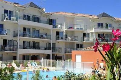 фото отеля ResidHotel Les Jardins de L'Amiraute