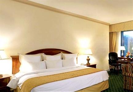 фото отеля Marriott Hotel Milwaukee West Waukesha