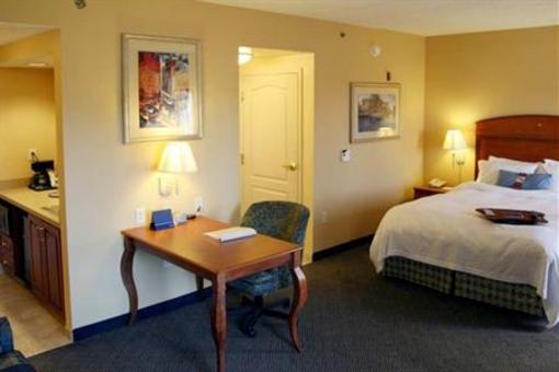 фото отеля Hampton Inn Geneva