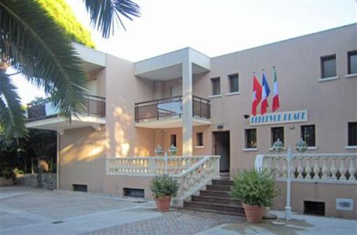 фото отеля Hotel Bellevue Cavalaire-sur-Mer