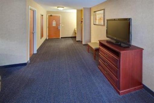 фото отеля Holiday Inn Express Jamestown