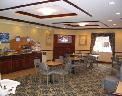 фото отеля Holiday Inn Express Jamestown
