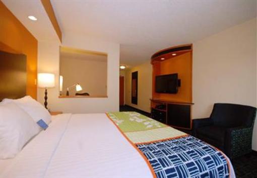 фото отеля Fairfield Inn Canton