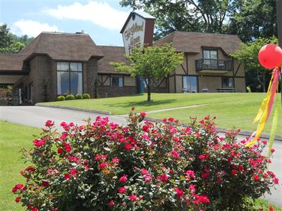 фото отеля Highland Manor Inn & Conference Center