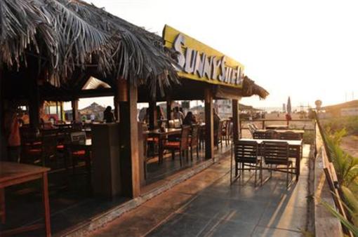фото отеля 360 Beach Retreat Candolim