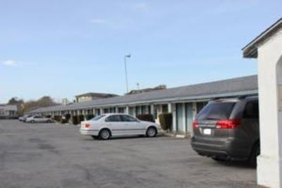 фото отеля Economy Inn Watsonville