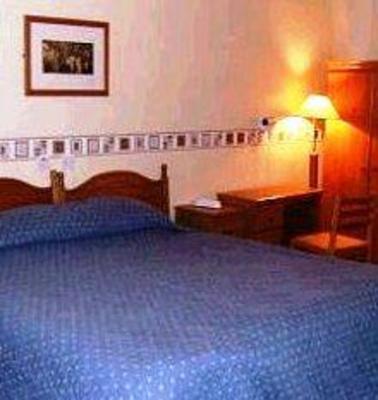 фото отеля Croydon Court Hotel