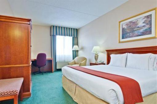 фото отеля Holiday Inn Express Warren