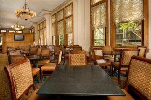 фото отеля Drury Inn & Suites Riverwalk