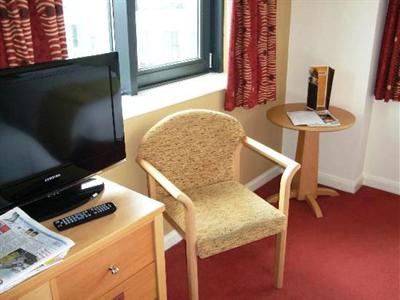 фото отеля Jurys Inn Milton Keynes