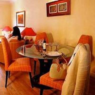 фото отеля Hotel Suites Unic Renoir Saint-Germain