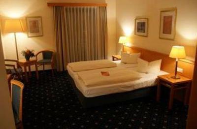 фото отеля Royal Inn Leonardo Hotel