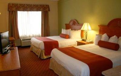фото отеля BEST WESTERN Strawberry Inn & Suites