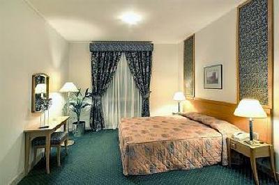 фото отеля Al Bustan Centre & Residence