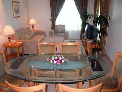 фото отеля Al Bustan Centre & Residence