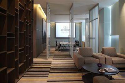 фото отеля Somerset Sukhumvit Thonglor