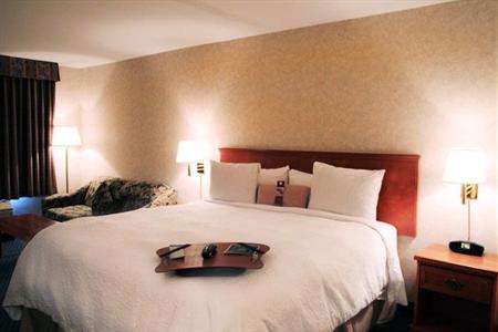 фото отеля Hampton Inn & Suites By Hilton Calgary-University Northwest