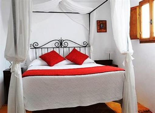 фото отеля Casa Rural Los Colmenares Cuzcurrita De Rio Tiron
