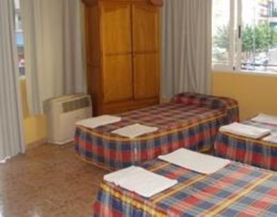 фото отеля Hostal Esturion
