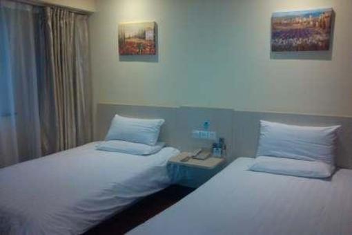 фото отеля Hanting Express Nantong Renmin East Road