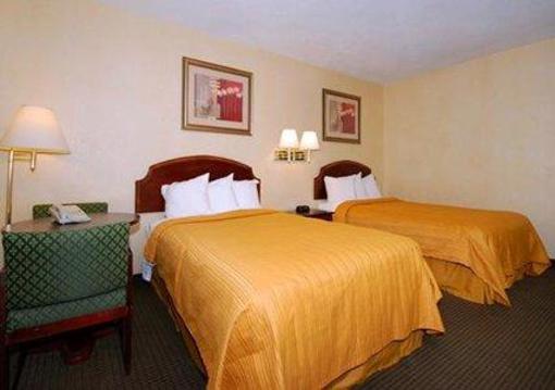 фото отеля Quality Inn Takoma Park