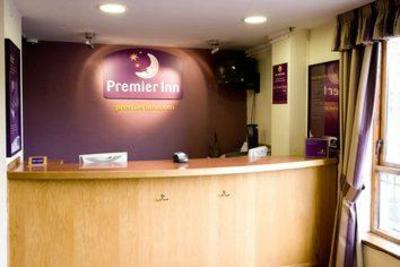 фото отеля Premier Inn Romford Central London