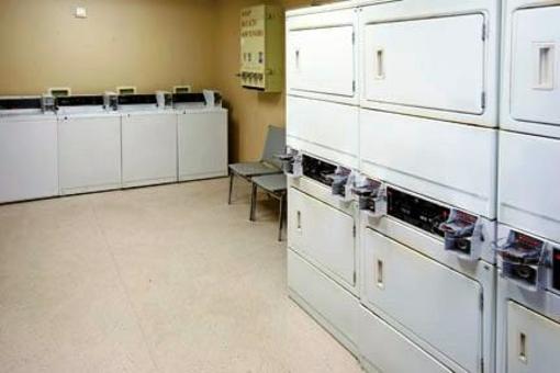 фото отеля Extended Stay America Hotel Brooklyn (Ohio)