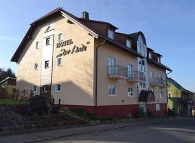 фото отеля Hotel & Restaurant Zur Linde