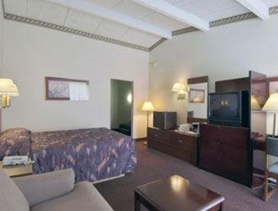 фото отеля Howard Johnson Inn - Ramsey