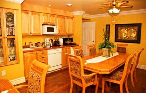 фото отеля Carriage House Inn Grand Falls